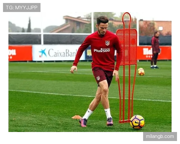 格列兹曼生涯路径解析：从皇家社会新星到法国队战术核心的跃迁