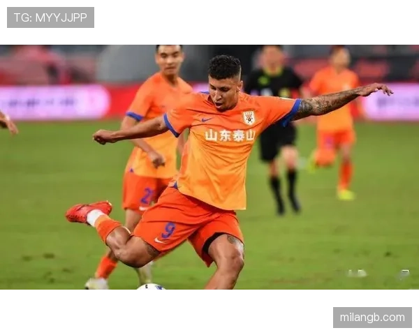 山东泰山整体稳定性不足，已成为制约球队争冠形势的关键问题。