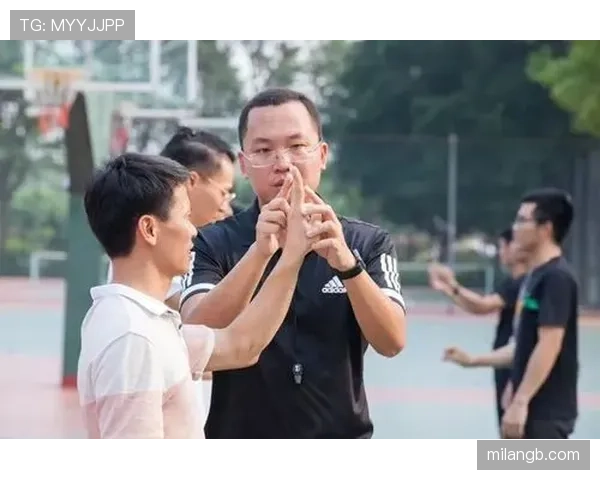 篮球比赛中持球启动规则是什么？教你快速理解基本要点